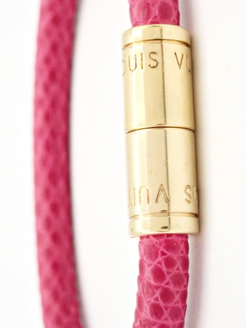LV Lizard Bracelet - Picture 3 of 3